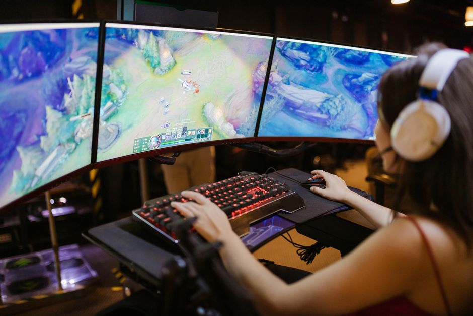 Što znače IPS, VA i OLED?